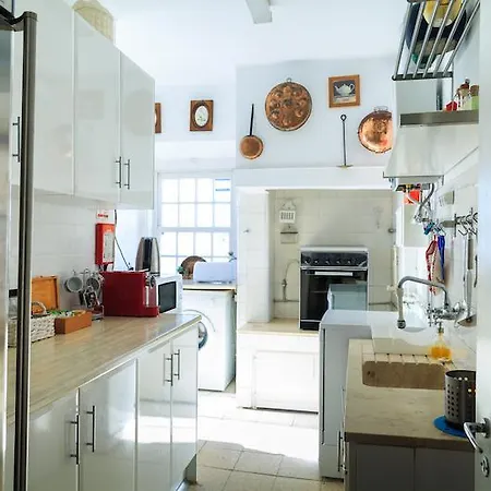 Wonder House * Ericeira